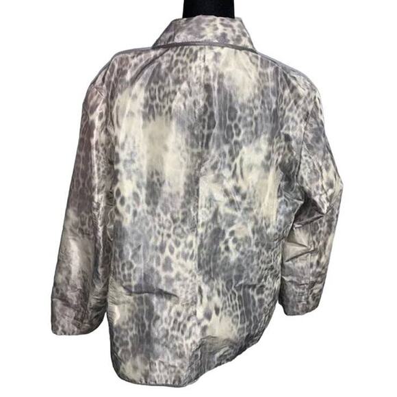 Chico's Animal Intuition Beckey Gray Cream Lightweight Blazer Jacket Sz 3 XL - Picture 9 of 10